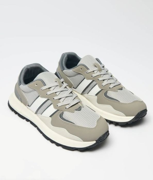 Кросівки зі штучної замші House