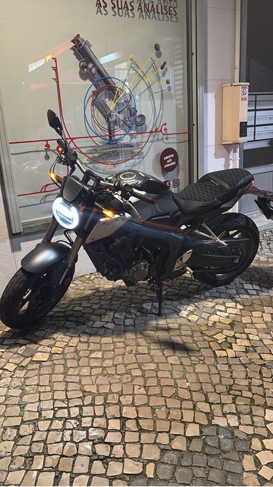 Honda CB650 - como nova