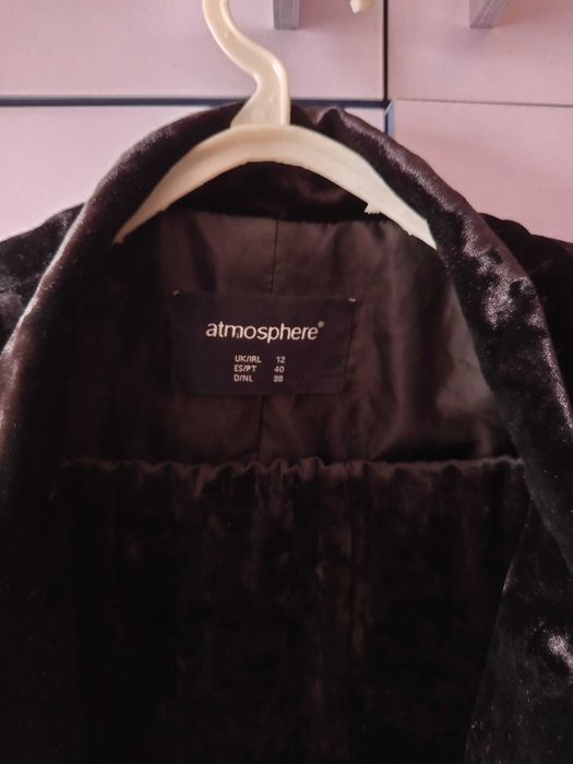 Костюм із спідницею Atmosphere
