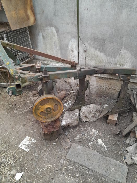 Продам плуг до міні трактора