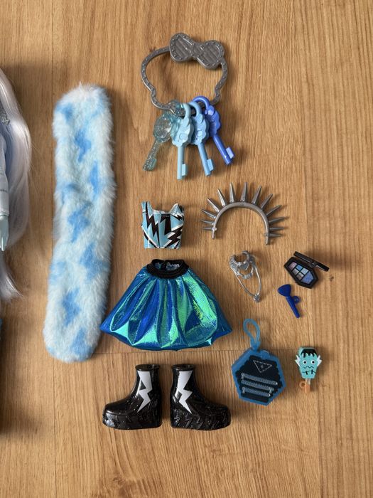 Monster High Frankie Frankenstein lalka skulltimate secrets straszysekrety