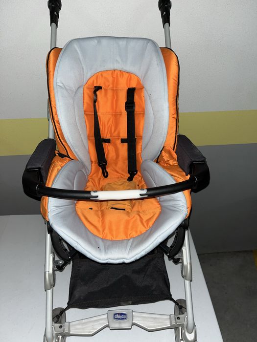 Conjunto de bebe (Ovo, Alcofa e Carrinho)