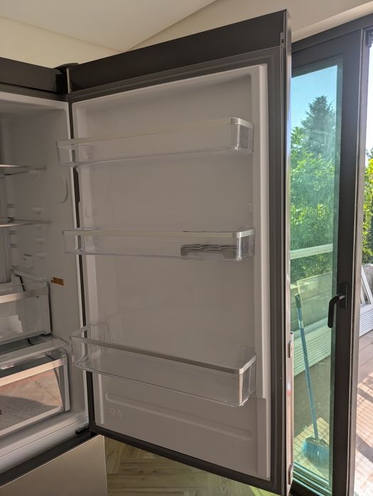 Frigorífico combinado Whirlpool Inox