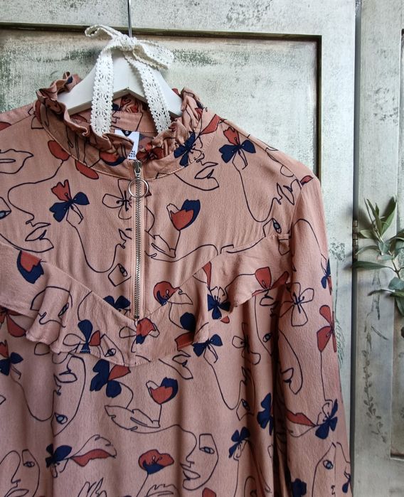 Bluzka M L biust 52x2 viscose art-to-wear line art modern retro