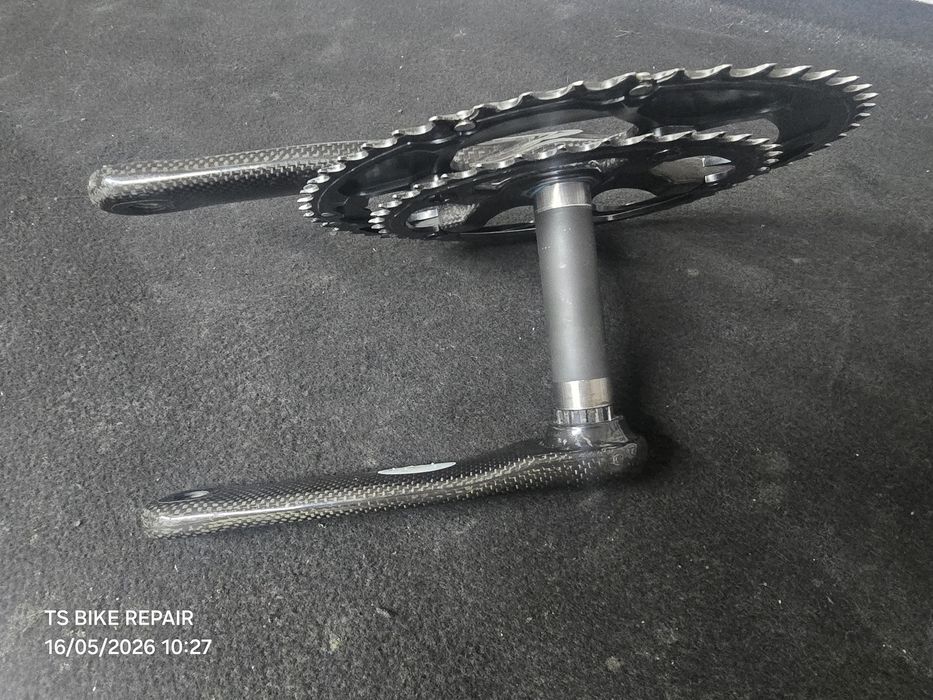 Pedaleiro FSA CARBONO
