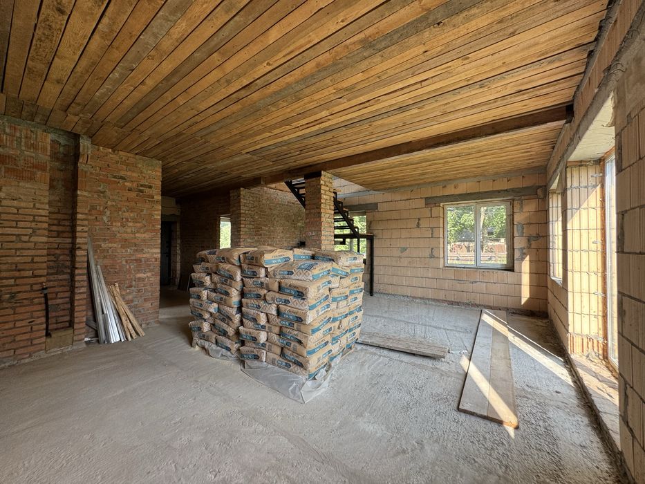 Будинок в 20 хвилинах від Києва!