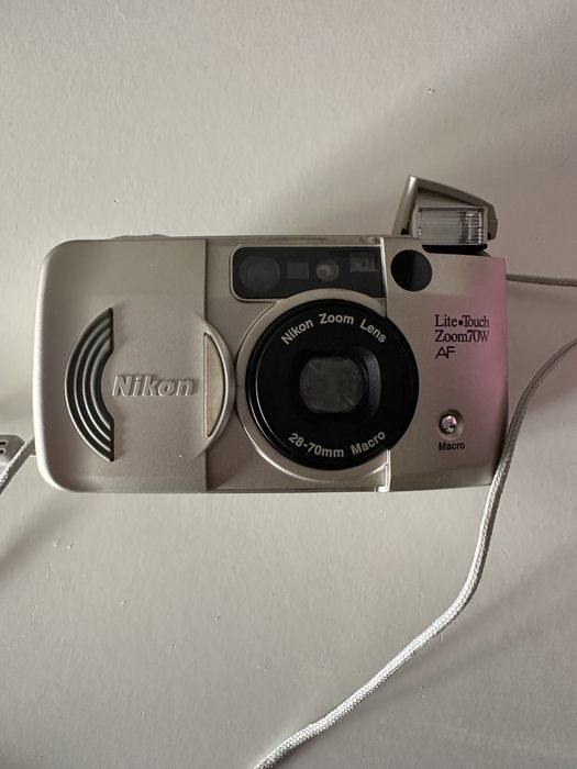 Máquina fotográfica de rolo