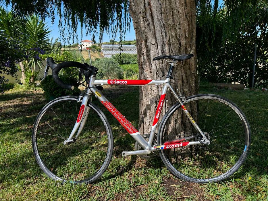 Bicicleta de Estrada em Alumínio - Estilo Cannodale Saeco