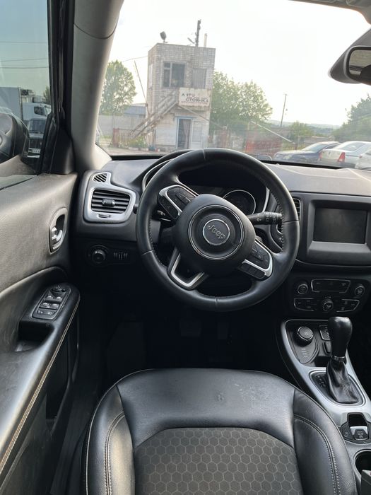 Jeep Compass продам своє авто