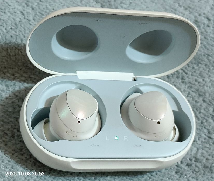 galaxy buds sm r170 - Купити електроніку - Ціни на OLX.ua