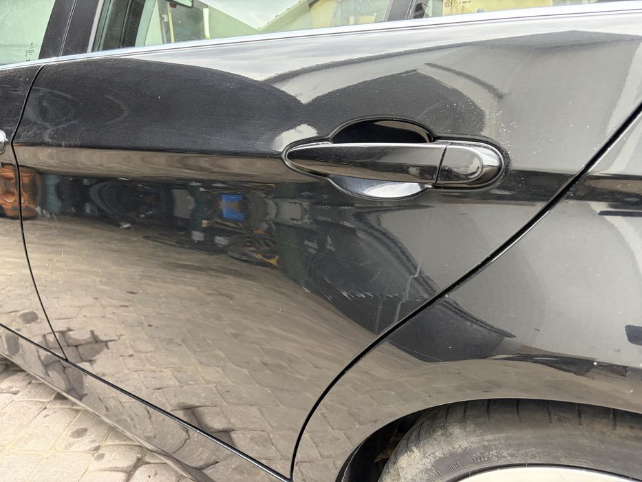 Drzwi bmw e90 tyl lewe 475/9 black sapphire metalic