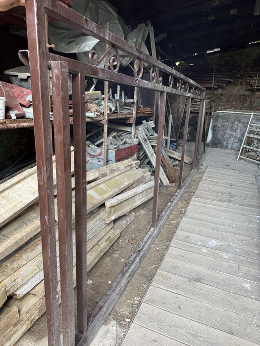 Brama przesuwna PRAWA pod deski NOWA prowadnice pod rolki 4,3m otwor