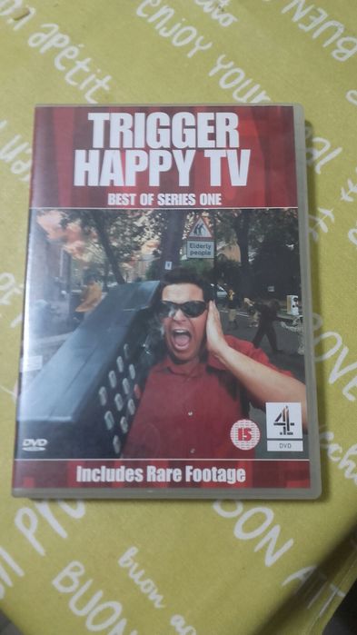 Vingadores Triggeer Happy TV Tomorrowland A Diva Da Moda E Birth Novos