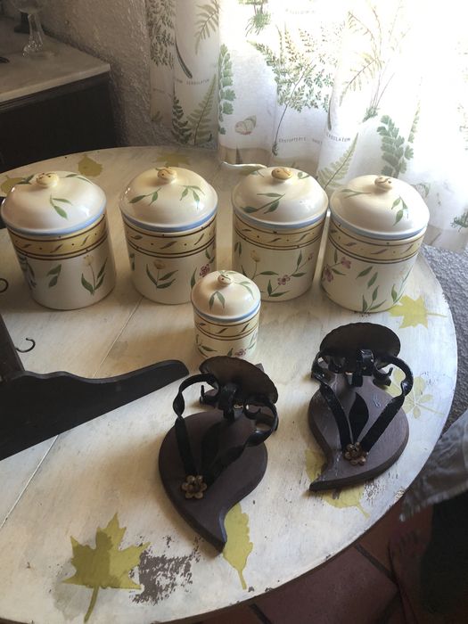 Apliques em madeira e folha p/vela