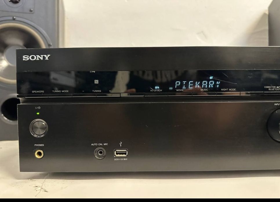 7.1 Amplituner Sony STR-DH750 , Bluetooth, HDMI, ARC,4K, 3D, 7*120