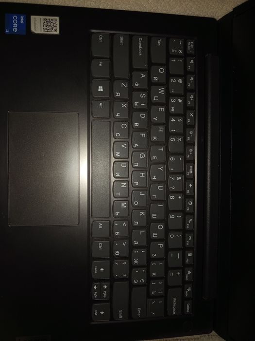 Lenovo V14 G2 ITL / i3-1115G4 / 8GB / SSD 128GB