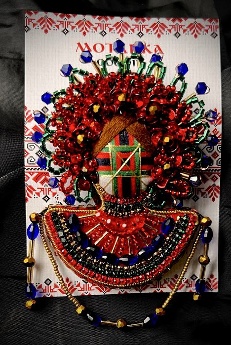 Брошка-Мотанка ручної роботи