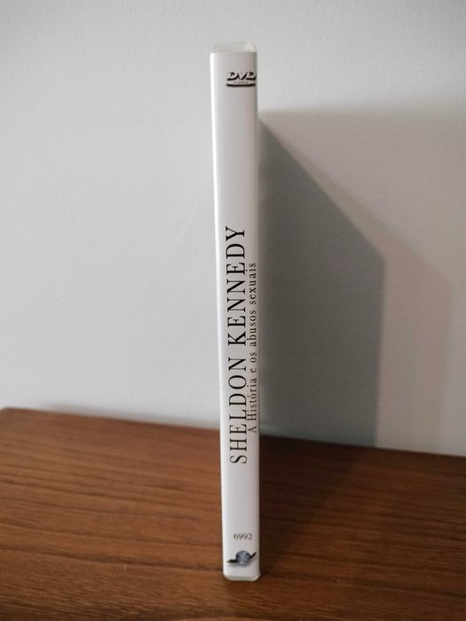 Filme DVD: Sheldon Kennedy: História e os Abusos Sexuais