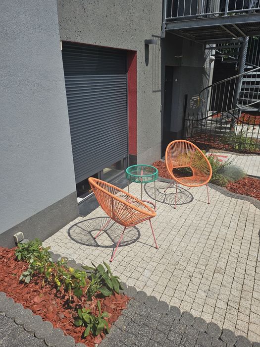 Hostel tanie pokoje 4 minuty od lotniska ,nowe ,WiFi,parking strzeżony