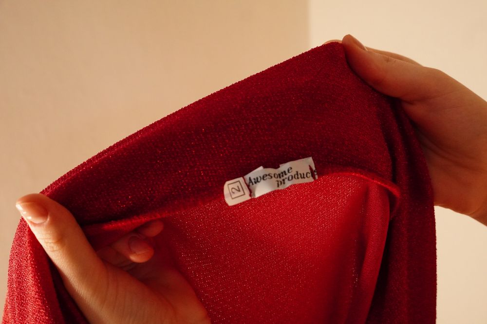 Ефектна новорічна сукня | Червона, відкрита спина