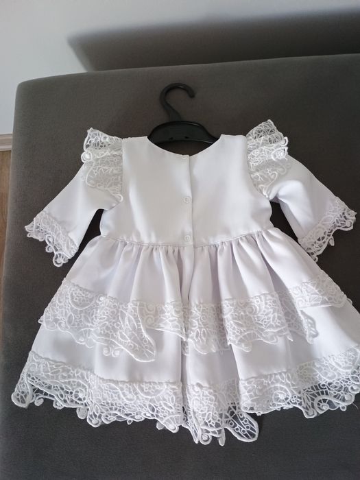 Sukienka do chrztu