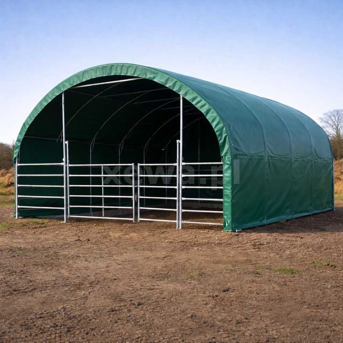 Zagroda dla zwierząt 8 × 8 m