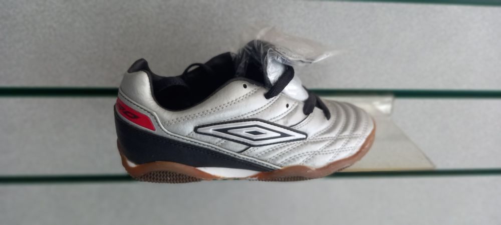 Tenis Umbro sport