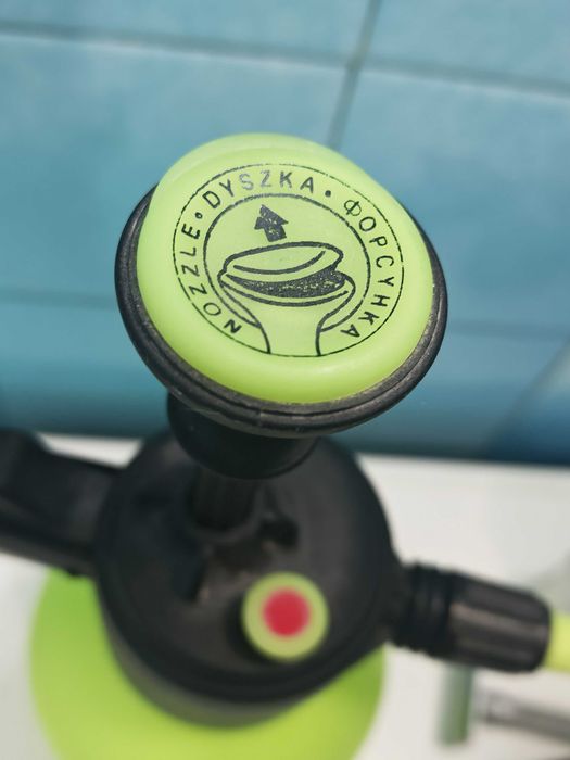 Ручной помповый опрыскиватель ( лопнула бутылка) пульверизатор, брызг