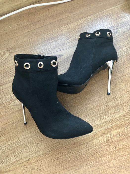 Botas novas tamanho 37