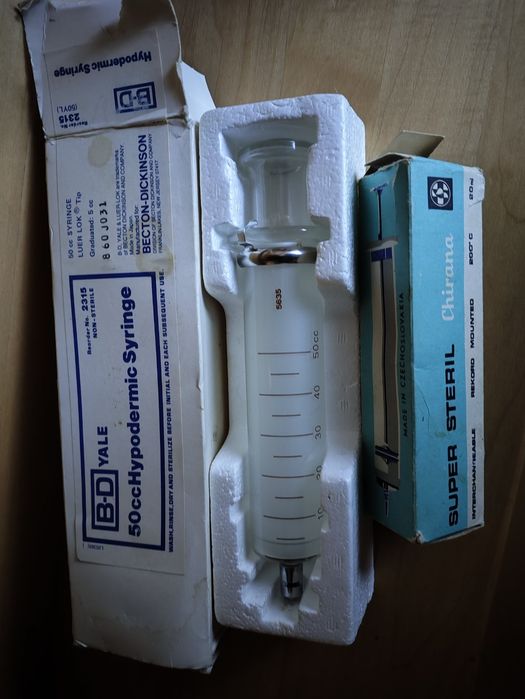 Склянний багаторазовий градуиований шприц BD Yale 50 см3/50 мл