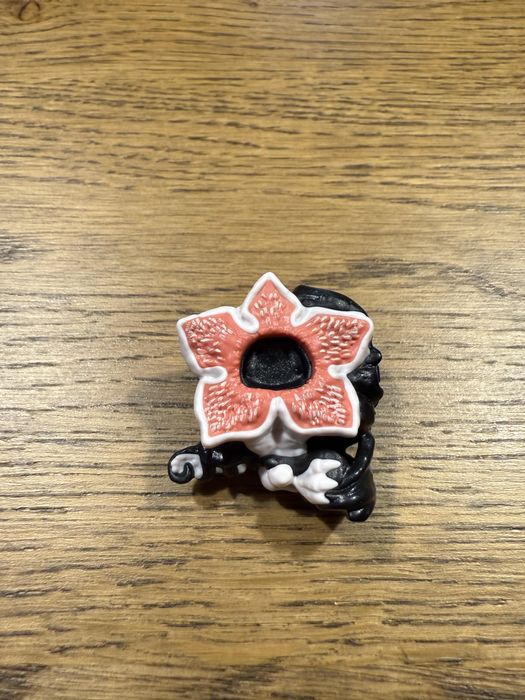 Boneco Stranger Things - Demogorgon Lápis