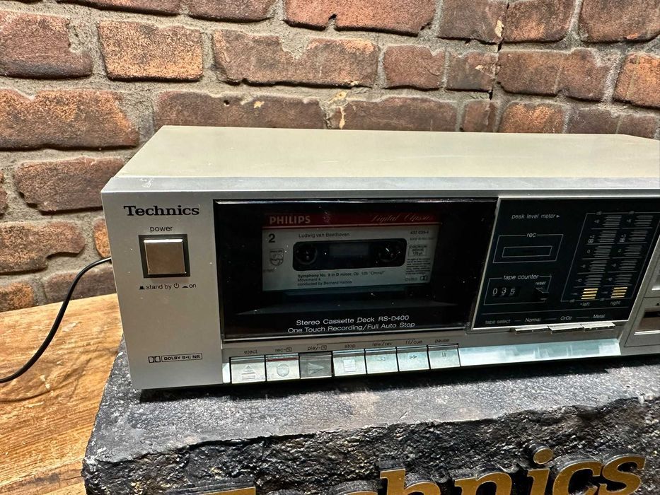 Magnetofon Technics RS-D 400