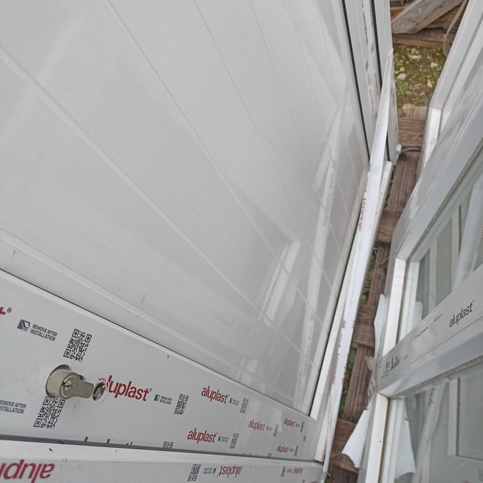 Drzwi wejściowe pcv 95/213