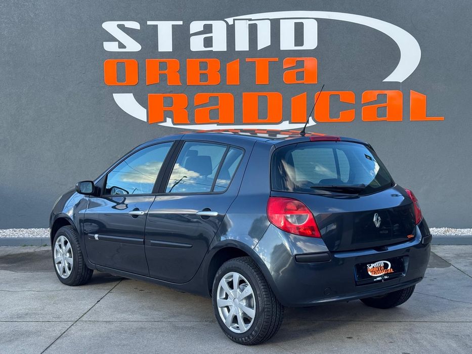 Renault Clio 1.2 16V Confort