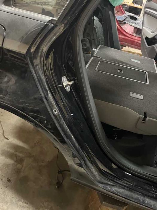 четверть задняя левая правая Audi A3 8V 8V5809837 8V5809838 разборка
