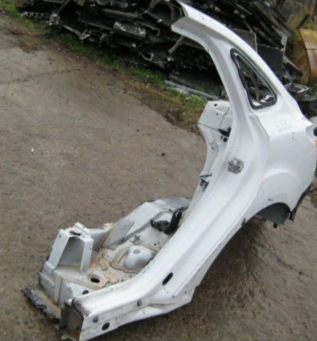 Распродажа кузовов Ford Focus 3. Четверть Фокус3.Ланжерон Форд Фокус 3