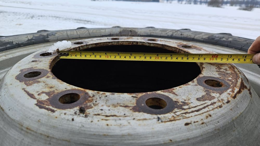 Koła wąskie uprawowe case magnum do międzyrzędzi