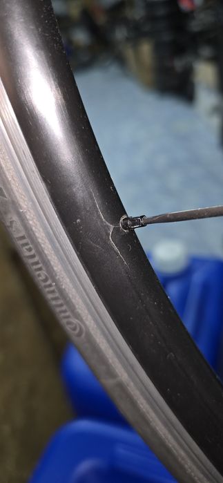 Rodas Estrada Dt Swiss + Bidon Ferramenta