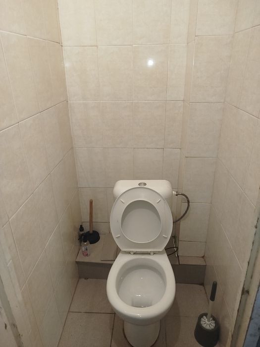 Продаж кімнати в гуртожитку