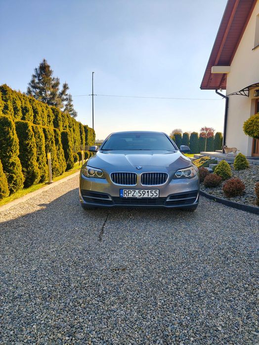 BMW 5  F10   525d