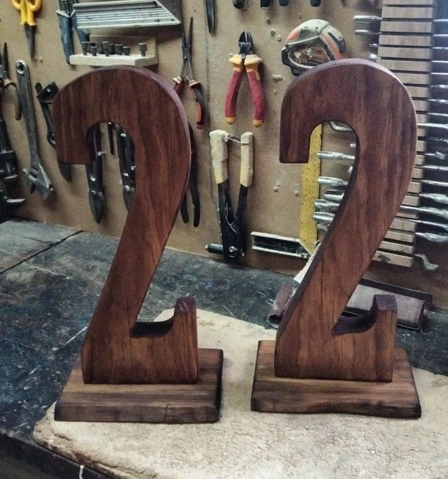 Números em madeira para fotos