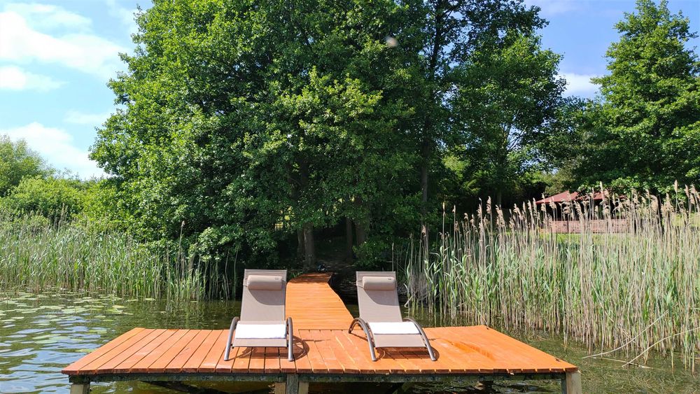 LakeHouse Iława. Dom z linią brzegową na wynajem.