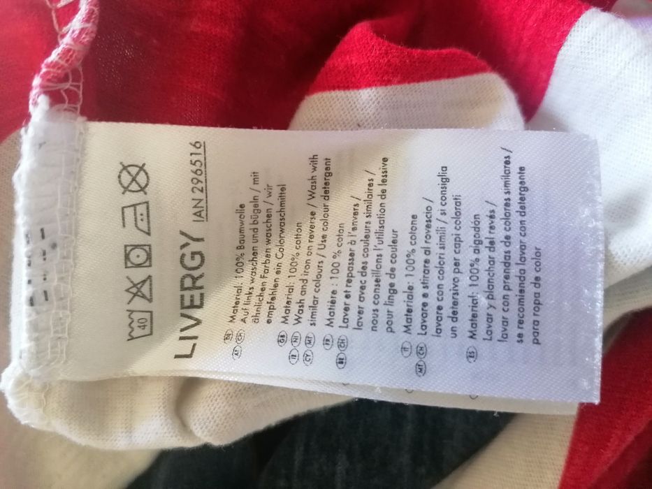 T-shirts em bico tam. M