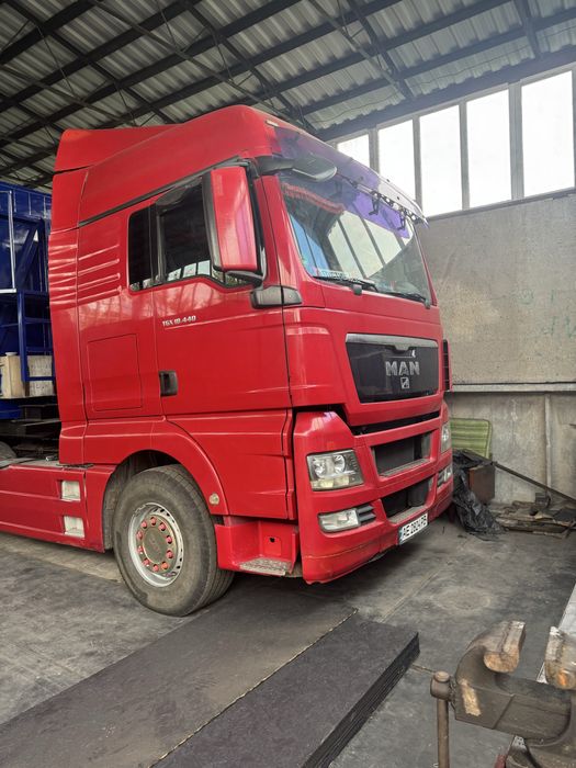 Продам ман тгх 2008 года и полуприцеп 2004 года в хорошем состоянии