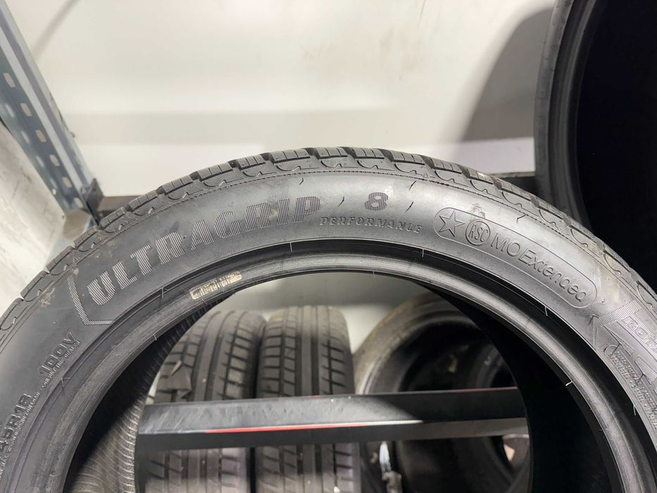 Opony Zimowe 245/45/18 GoodYear UltraGrip8 Komplet #Z734
