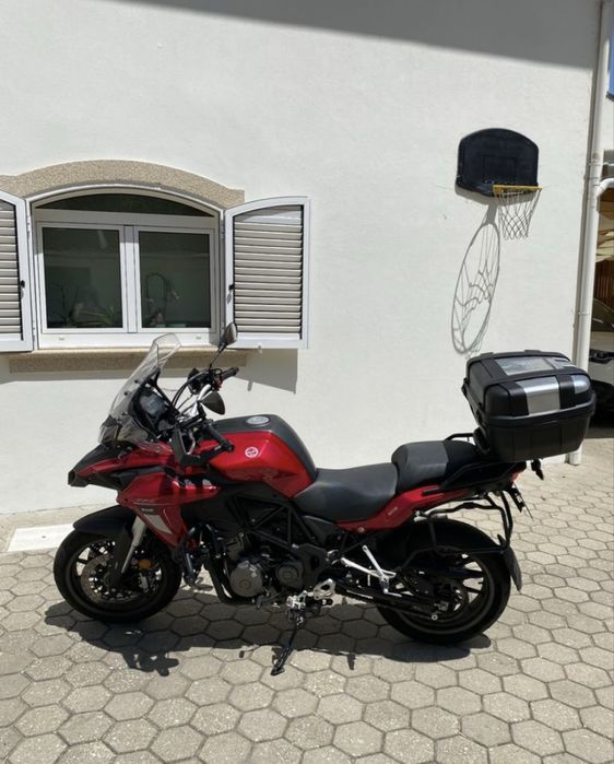 Mota Benelli TRK 502