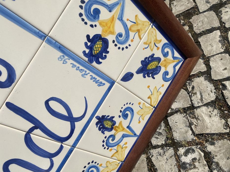 Painel / quadro de azulejos da artista Ana Rosa