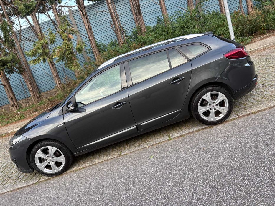 Renault Megane BOSE Edition (Full Extras)