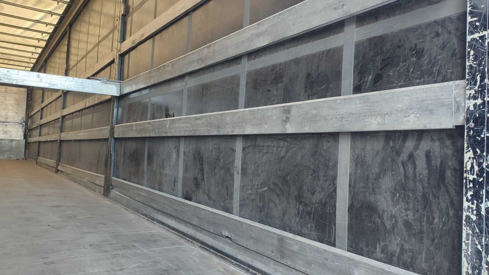 Naczepa Schwarzmuller S1