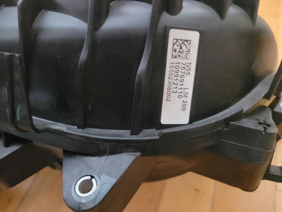 Колектор впускний в зборі для BMW з двигуном N55 ориг. № 757691110